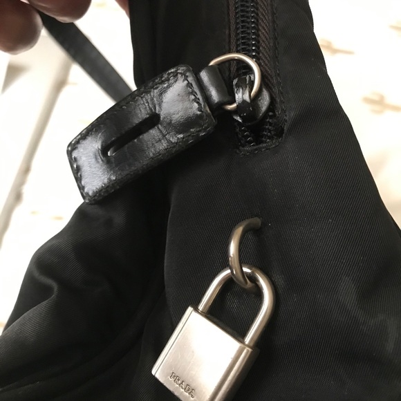 Authentic PRADA Tessuto bag - NO OFFERS ACCEPTED - Picture 2 of 8